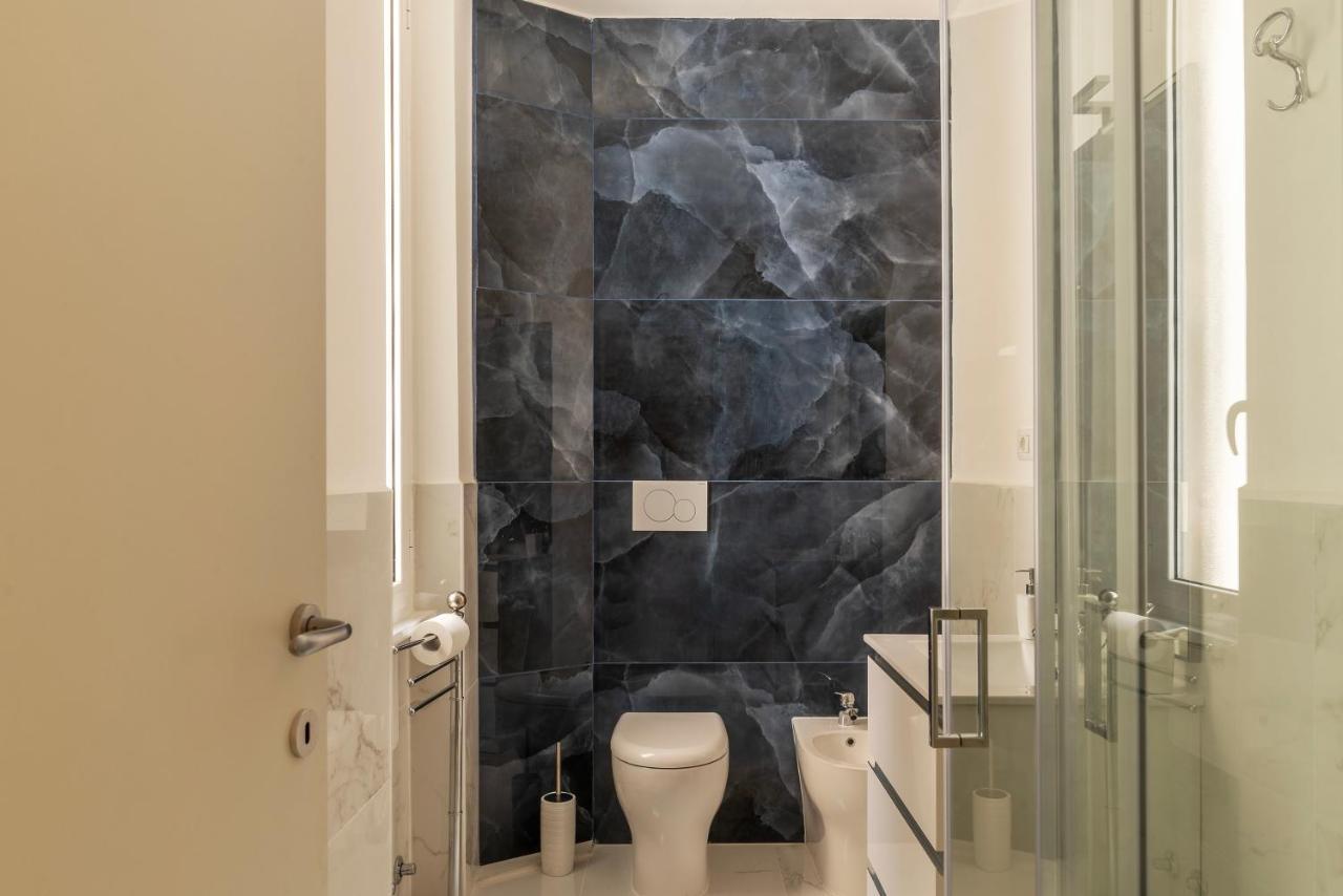 Functional Apartment - Piazza Re Di Roma Esterno foto
