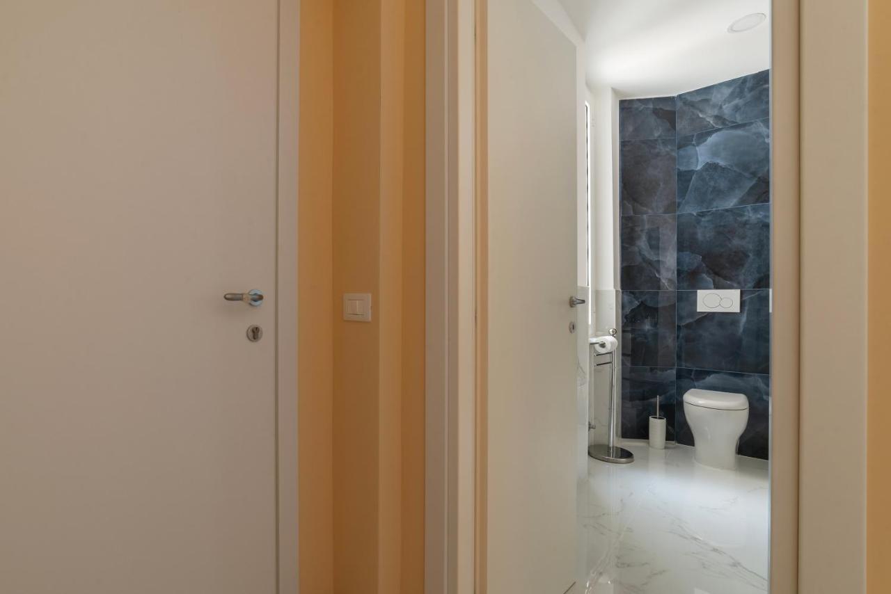 Functional Apartment - Piazza Re Di Roma Esterno foto